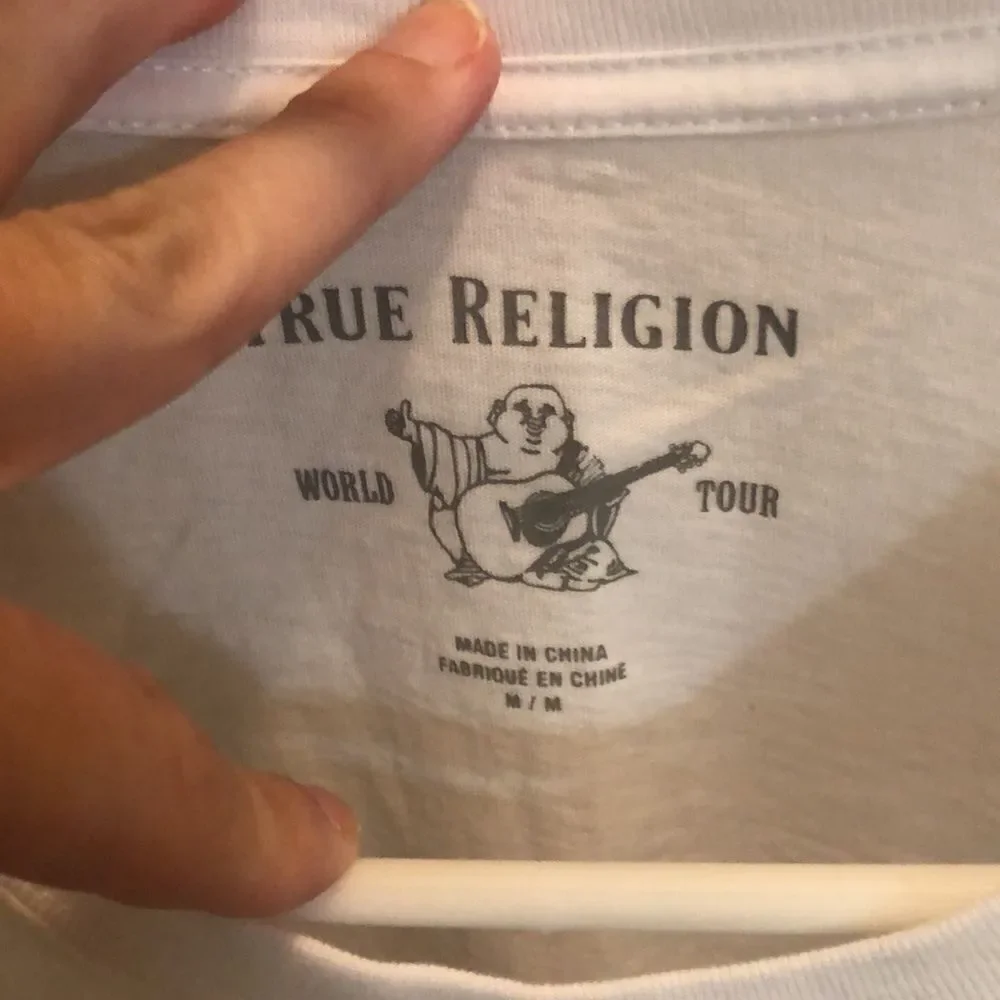 Mens Size Medium True Religion Shirt